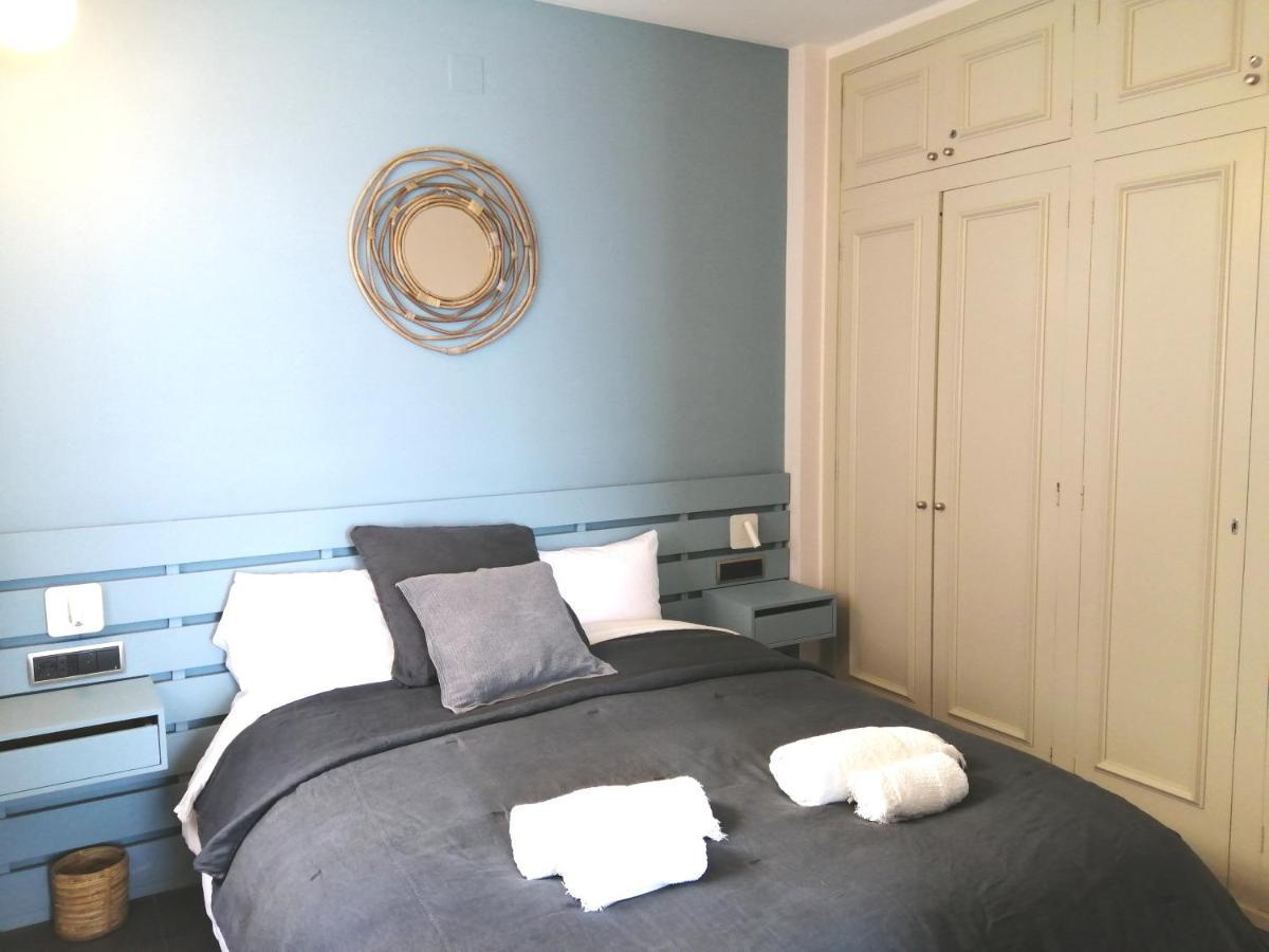 Apartmán Atico Con Fantasticas Vistas Al Mar Y La Iglesia Sitges Exteriér fotografie
